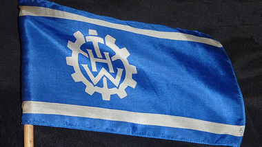 Logo-Flagge der Bundesanstalt Technisches Hilfswerk (THW)